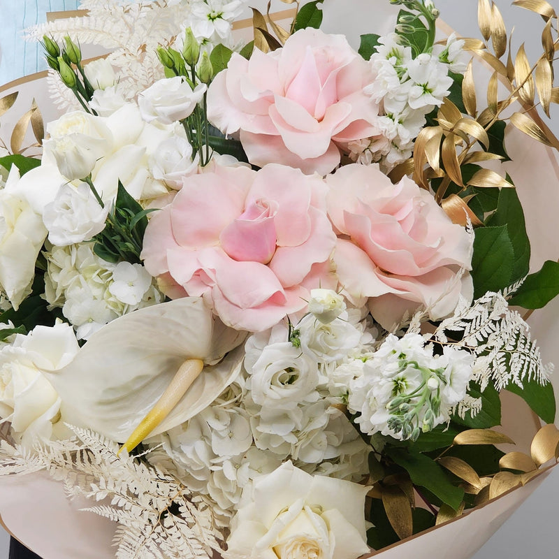 TALIA  Serenity Bouquet