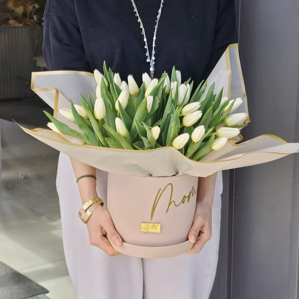 Mom Signature Tulips