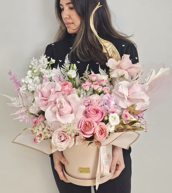 Gloria Floral arrangement
